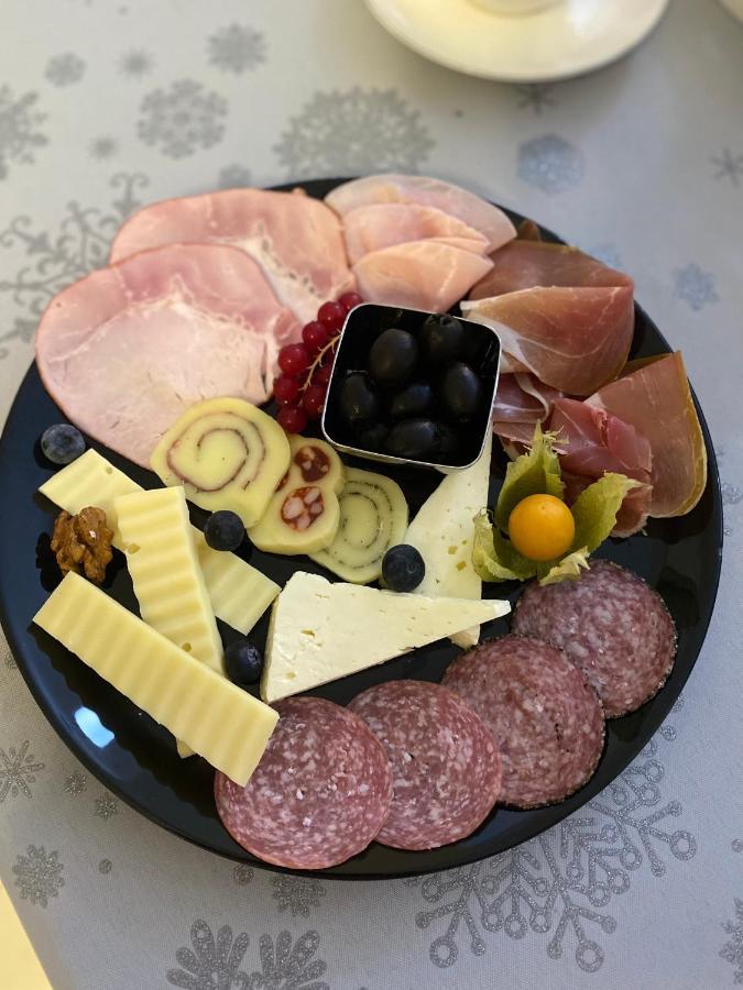 Pensiunea Heaven Deva Buitenkant foto
